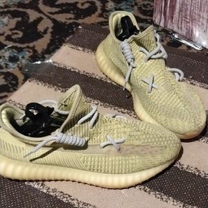 Yeezy 350 Citron